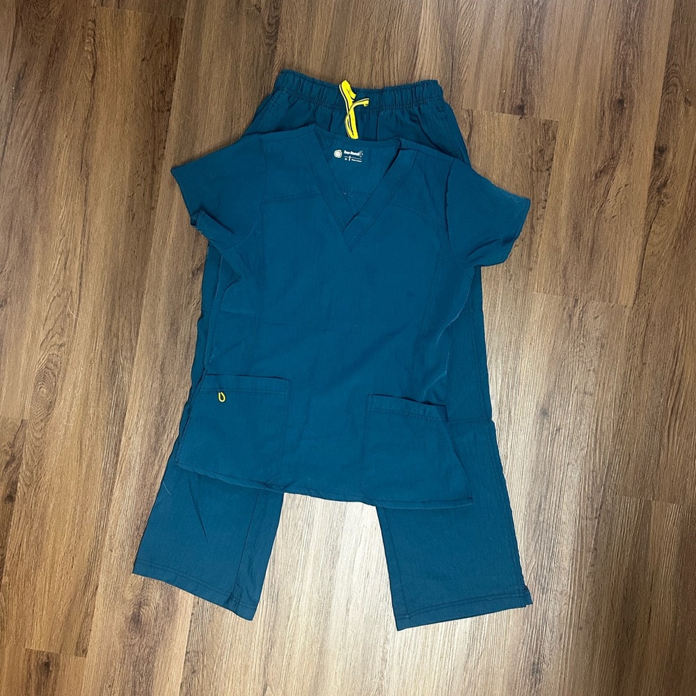 WonderWink Teal Scrub Set